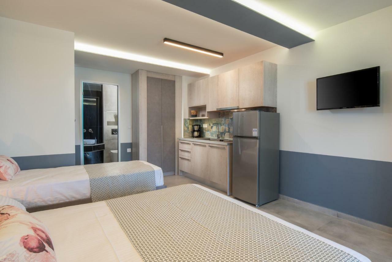 Stavros Compass Hotel Сарти Екстериор снимка