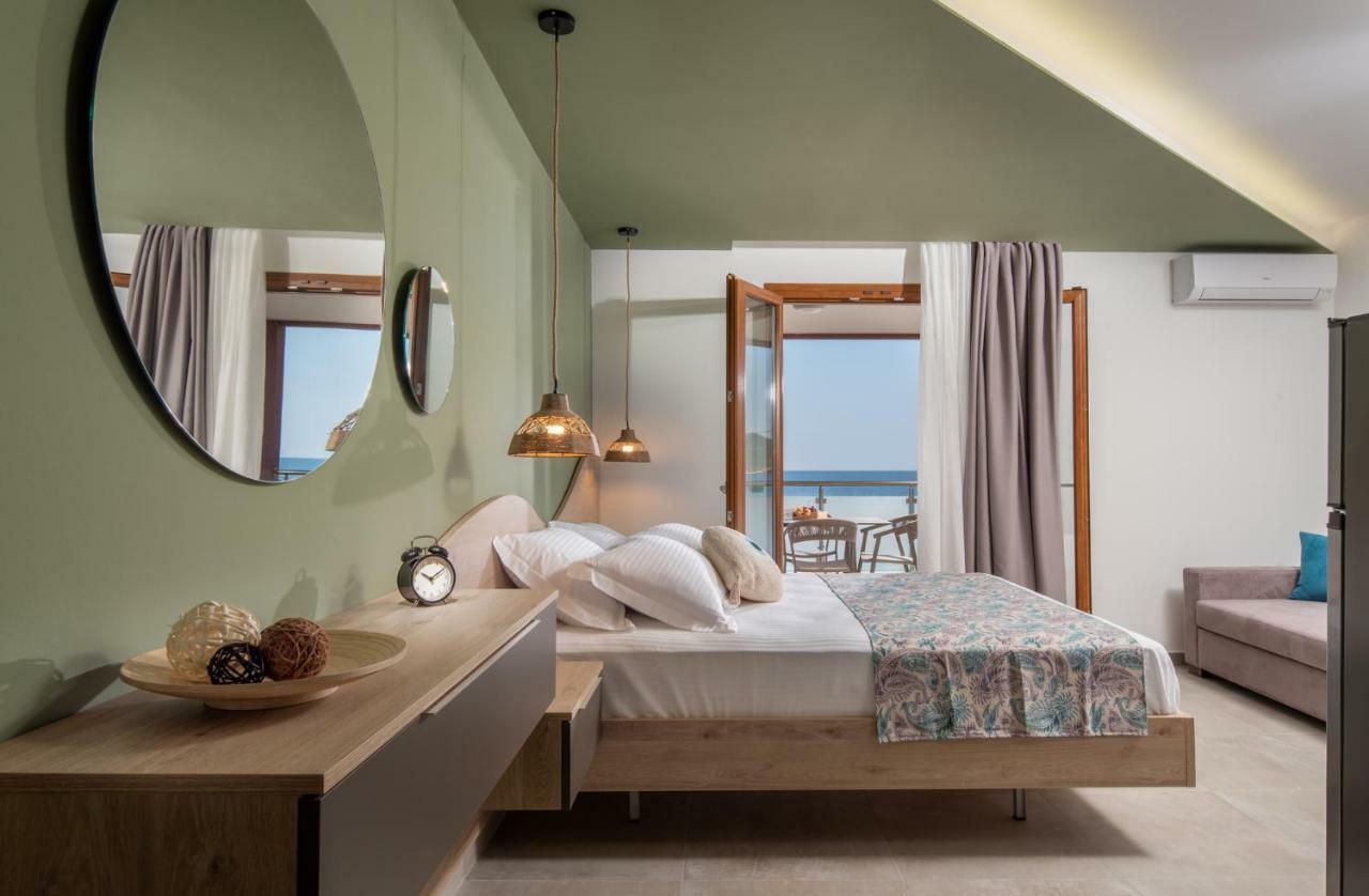 Stavros Compass Hotel Сарти Екстериор снимка