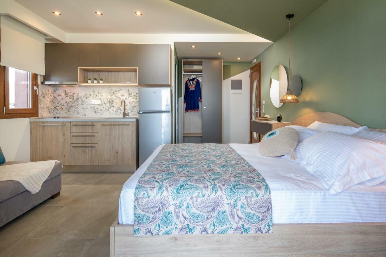 Stavros Compass Hotel Сарти Екстериор снимка