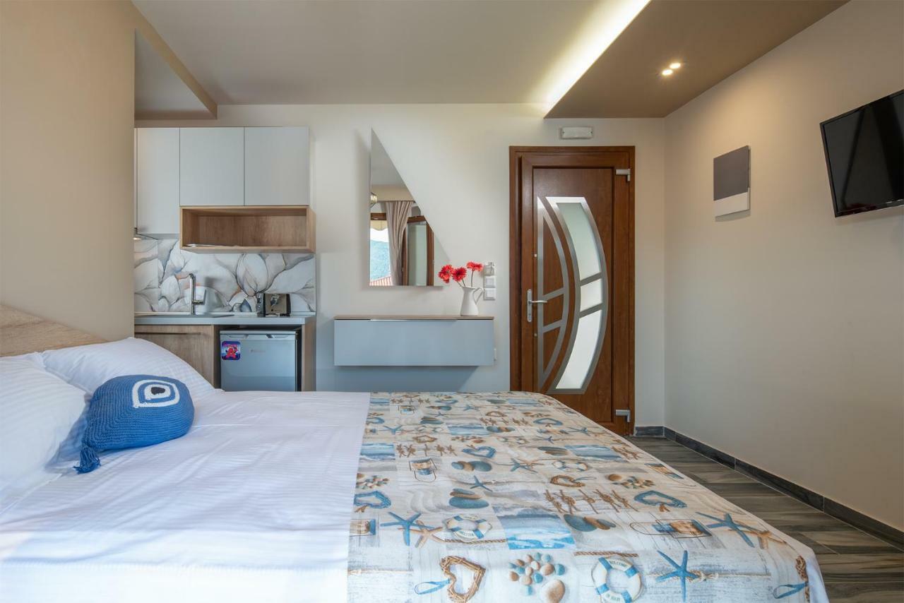 Stavros Compass Hotel Сарти Екстериор снимка
