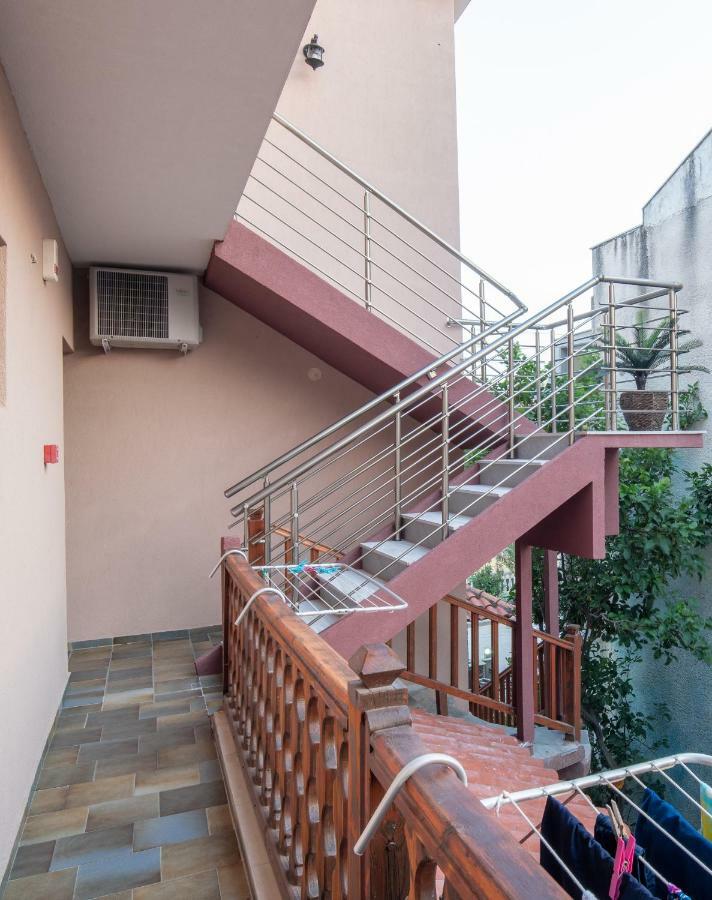 Stavros Compass Hotel Сарти Екстериор снимка