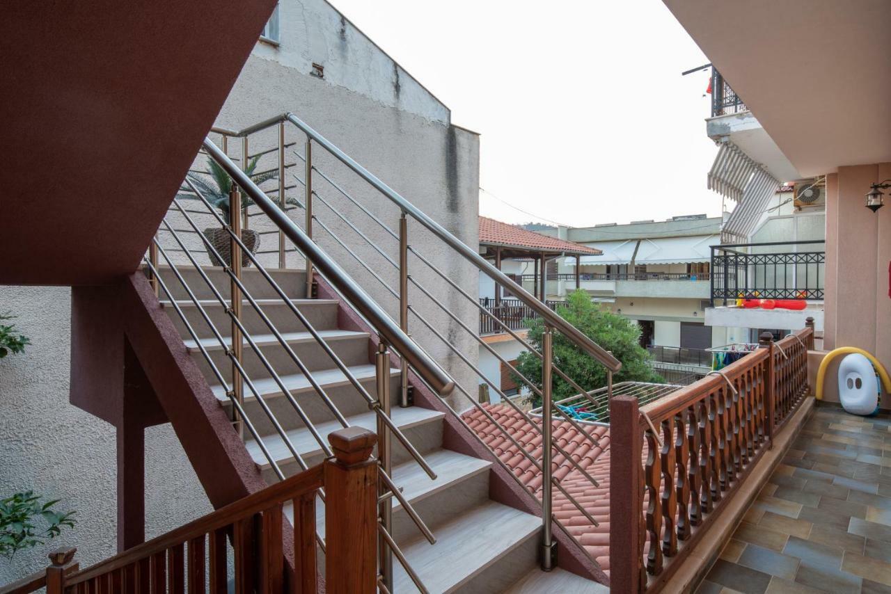 Stavros Compass Hotel Сарти Екстериор снимка